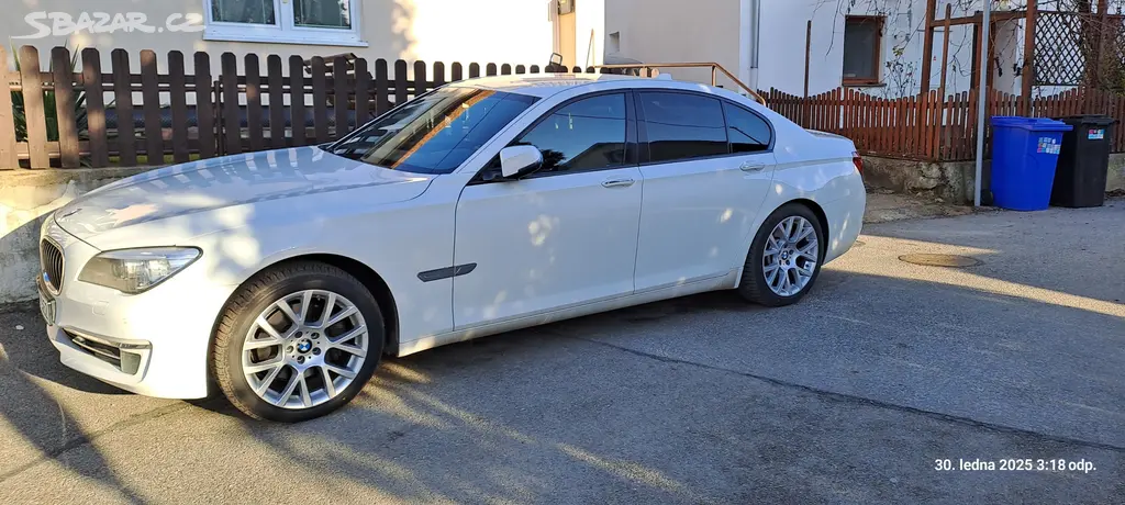 BMW 7 F01